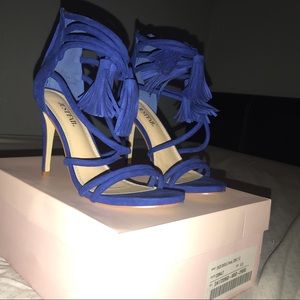 JustFab 6.5 blue sandal heels